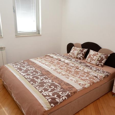 Exclusive Budget Apartments Skopje Exterior foto